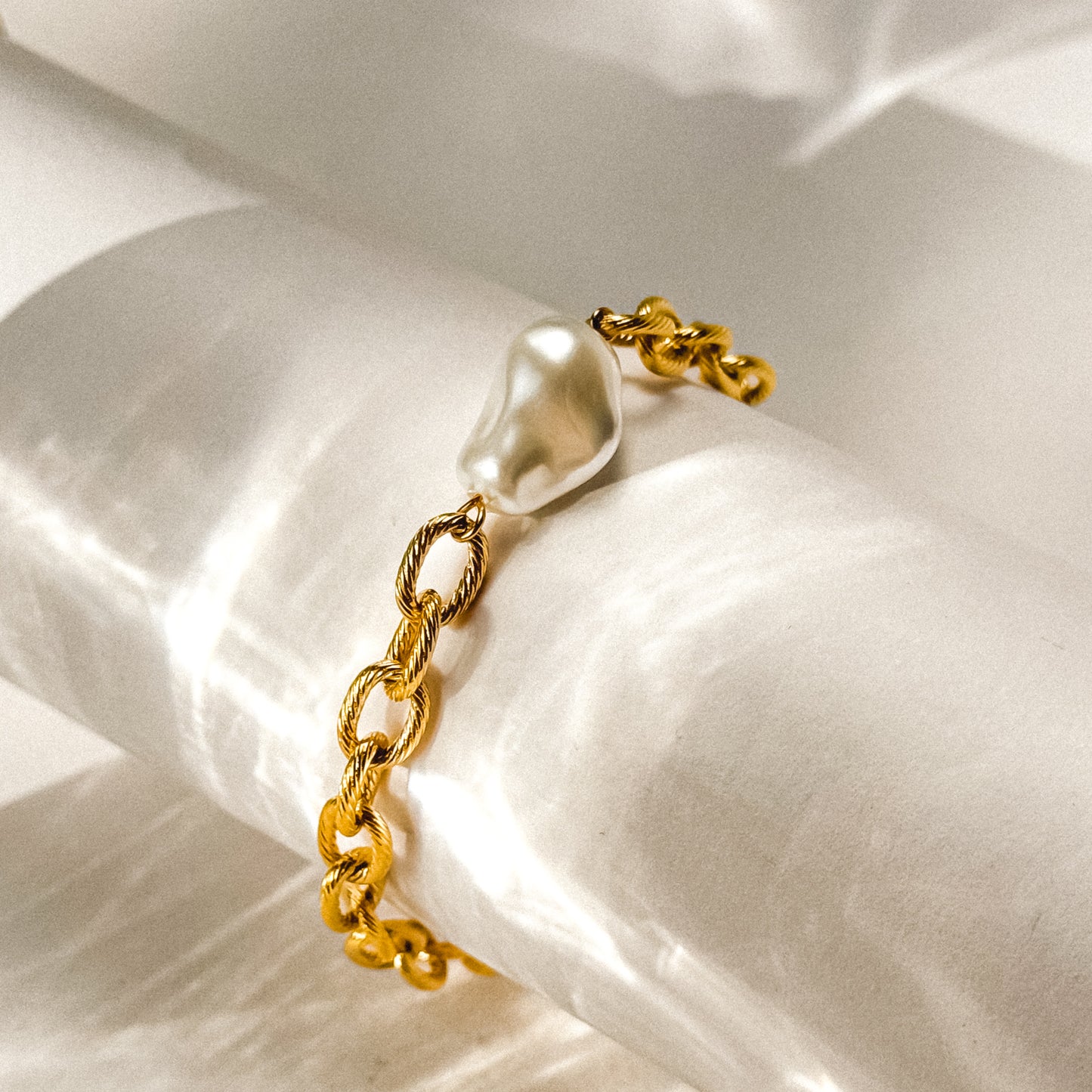 Ophira Bracelet